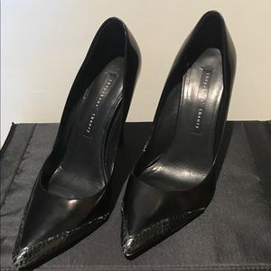 Theyskens’ Theory Black Iridescent Pump